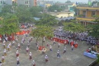 TRƯỜNG THCS HÀN THUYÊN HÂN HOAN CHÀO ĐÓN MÙA HỘI THI GIÁO VIÊN GIỎI