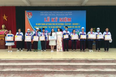 LIÊN ĐỘI THCS HÀN THUYÊN THÀNH PHỐ NAM ĐỊNH HÂN HOAN CHÀO MỪNG 90 NĂM NGÀY THÀNH LẬP ĐOÀN TNCS HỒ CHÍ MINH HƯỞNG ỨNG PHONG TRÀO VÉ SỐ “ HOA ĐIỂM TỐT” – “NGƯỜI TỐT – VIỆC TỐT”